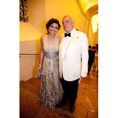 Fürstin Manni zu Sayn-Wittgenstein-Sayn mit Sohn Prinz Peter zu Sayn-Wittgenstein-Sayn