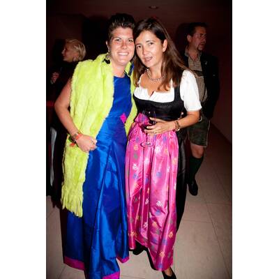 Fürstin Manni zu Sayn-Wittgenstein-Sayn mit Sohn Prinz Peter zu Sayn-Wittgenstein-Sayn