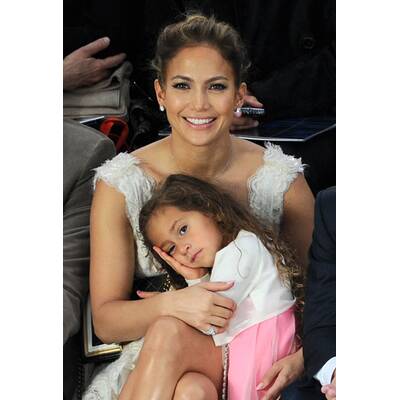 Jennifer Lopez in Paris