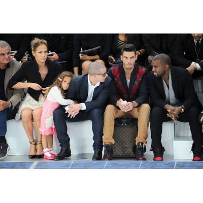 Jennifer Lopez in Paris