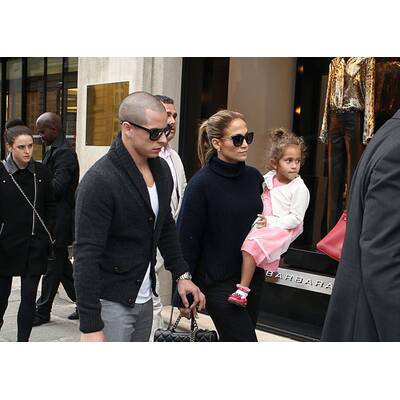 Jennifer Lopez in Paris