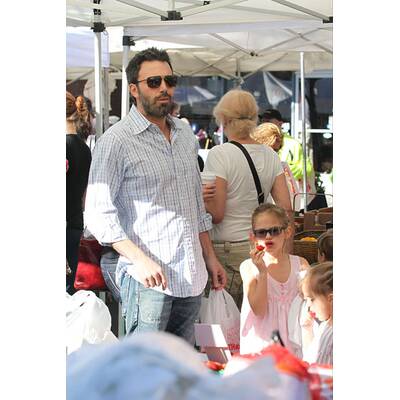 Ben Affleck und seine Violet und Seraphina besuchen den Bauern-Mark