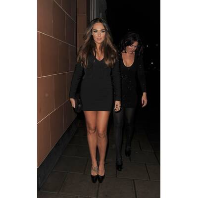 Tamara Ecclestone in viel zu engen High-Heels 