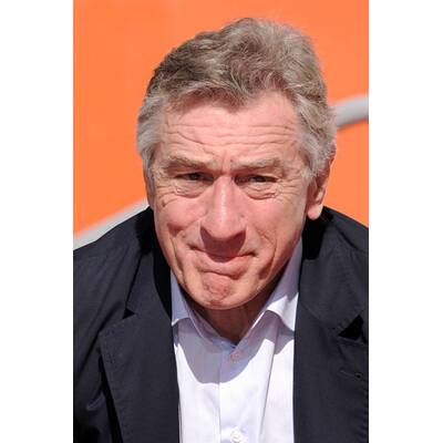 Robert de Niro hinterließ Abdrücke vor Grauman's Chinese Theatre 