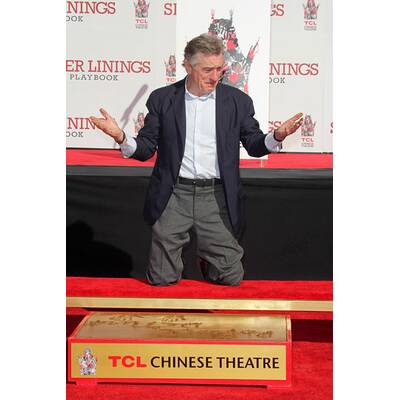 Robert de Niro hinterließ Abdrücke vor Grauman's Chinese Theatre 