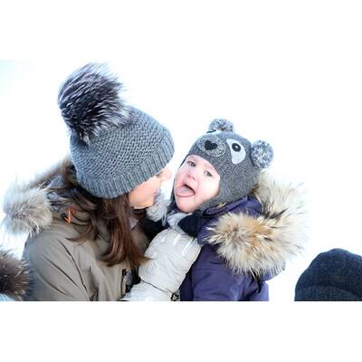 Prinzessin Mary beim Rodeln