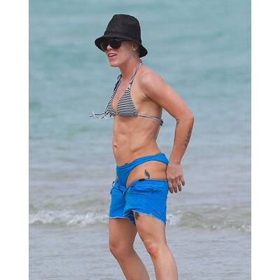 Pink zeigt Muskeln - ist das noch sexy