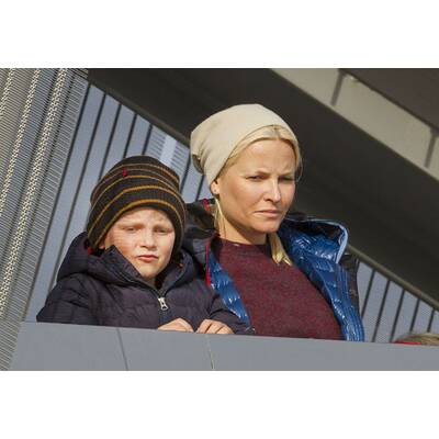 Prinzessin Mette-Marit: Knuddel-Alarm am Holmenkollen 