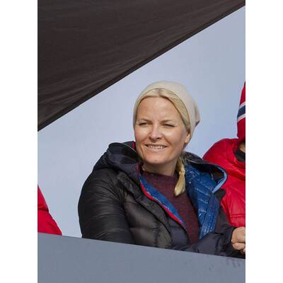 Prinzessin Mette-Marit: Knuddel-Alarm am Holmenkollen 