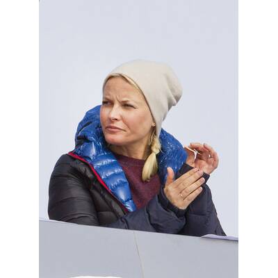 Prinzessin Mette-Marit: Knuddel-Alarm am Holmenkollen 