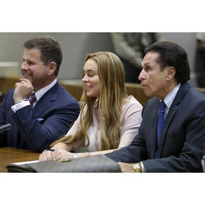 Lindsay Lohan muss wieder in den Entzug