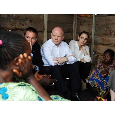 Jolie kämpft gegen Vergewaltigungen in Kriegsgebieten