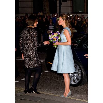 Herzogin Kate zeigt Baby-Bauch bei Charity Event in London