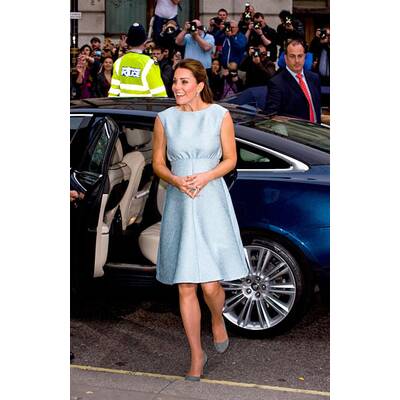 Herzogin Kate zeigt Baby-Bauch bei Charity Event in London