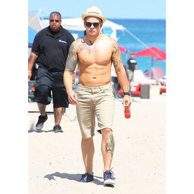 Jennifer Lopez zeigt Haut am Set