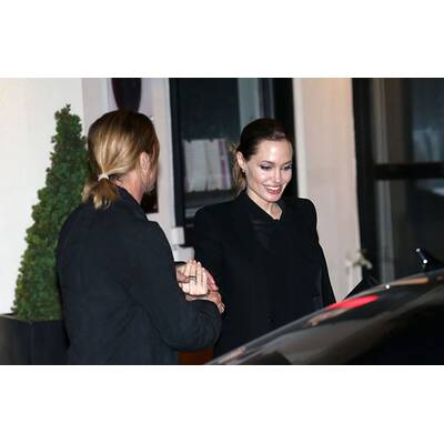 Angelina Jolie und Brad Pitt zeigen ihre Liebe