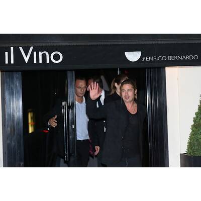 Angelina Jolie und Brad Pitt zeigen ihre Liebe