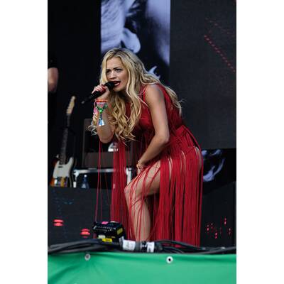Rita Ora: Heiße Show in Glastonbury