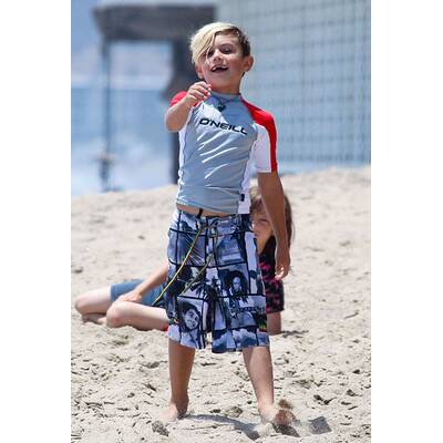 Gwen Stefani am Strand mit Kingston & Zuma