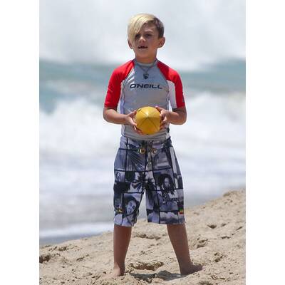 Gwen Stefani am Strand mit Kingston & Zuma