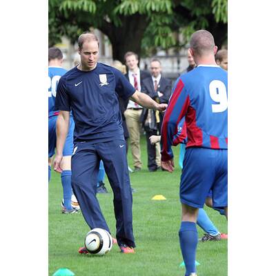 Prinz William am Fußballfeld