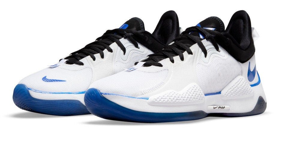 Jetzt kommen die PlayStation-5-Sneaker