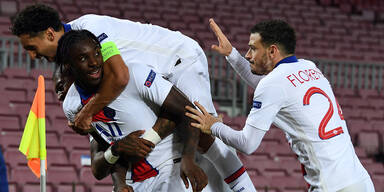 Paris &uuml;berrollt chancenloses Barca