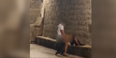 P&auml;rchen auf frischer Tat bei 'Sch&auml;ferst&uuml;ndchen' in Altstadt erwischt