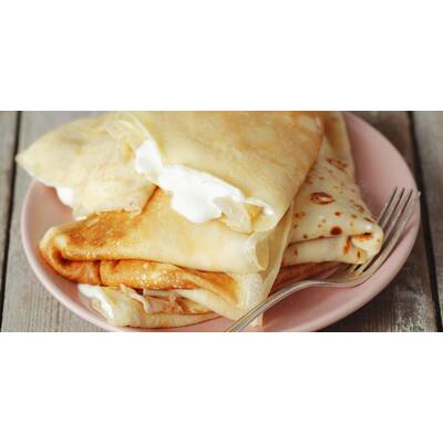 Palatschinken mit Bananenfuellung