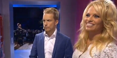 Promi Big Brother - Hier ist Pam!
