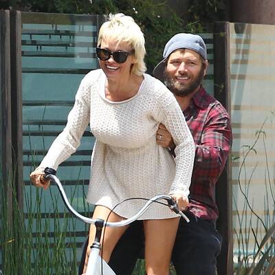 Pam: Radtour durch Malibu mit ihrem Ehemann Rick 