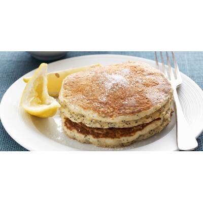 Buchweizen-Blinis mit Dips