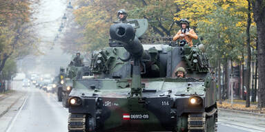 Hier rollen Bundesheer-Panzer durch die Wiener City