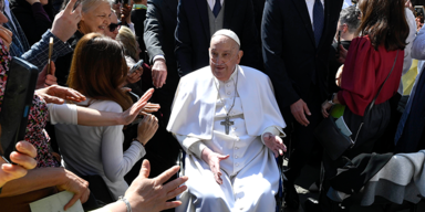 Papst will vor Ostern ins Gef&auml;ngnis