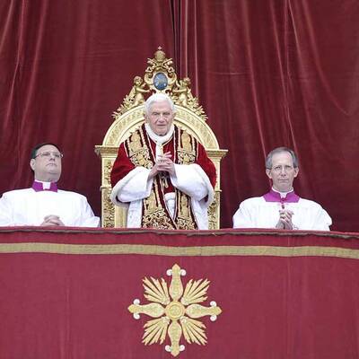 Papst beim Weihnachtssegen 