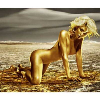 Paris Hilton nackt für Rich Prosecco