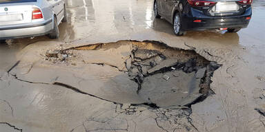Irre: Flut-Drama auf St. Pöltner Parkplatz