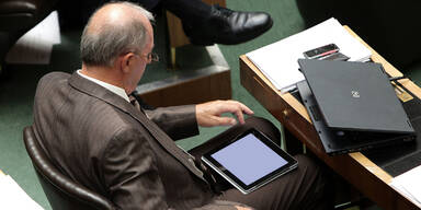 Politiker gegen Twitter-Strafen