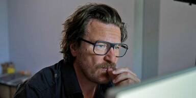 Parov: &bdquo;Die Kunst kann mich am A**ch lecken!&ldquo;