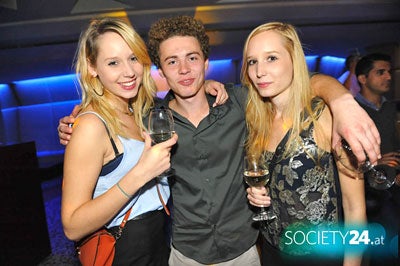 Die Passage sperrt zu!