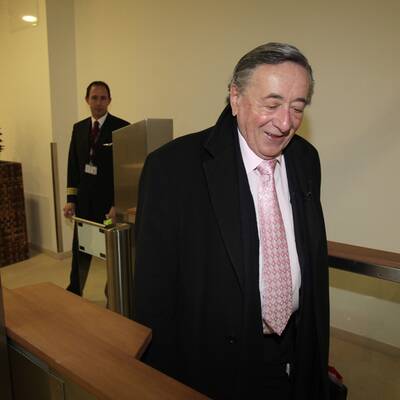 Ruby Rubacuori: Lugners Opernballgast landet in Wien-Schwechat