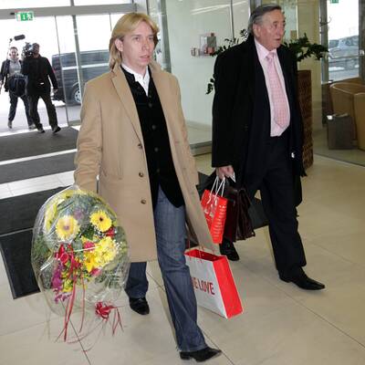 Ruby Rubacuori: Lugners Opernballgast landet in Wien-Schwechat