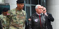 Pence Südkorea