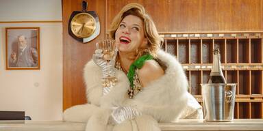 Im Rabenhof er&ouml;ffnet jetzt die schr&auml;ge &bdquo;Pension Sch&ouml;ller&ldquo;