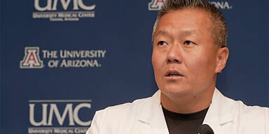 Peter Rhee Arizona Giffords