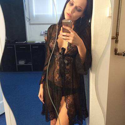 So sexy ist Model Angelina Petrova