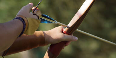 Pfeil und Bogen