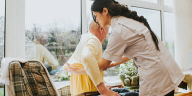 Pfleger aus Kolumbien kommen