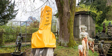 Zwei-Meter-Penis: Jetzt spricht Million&auml;r &uuml;ber sein bestes St&uuml;ck