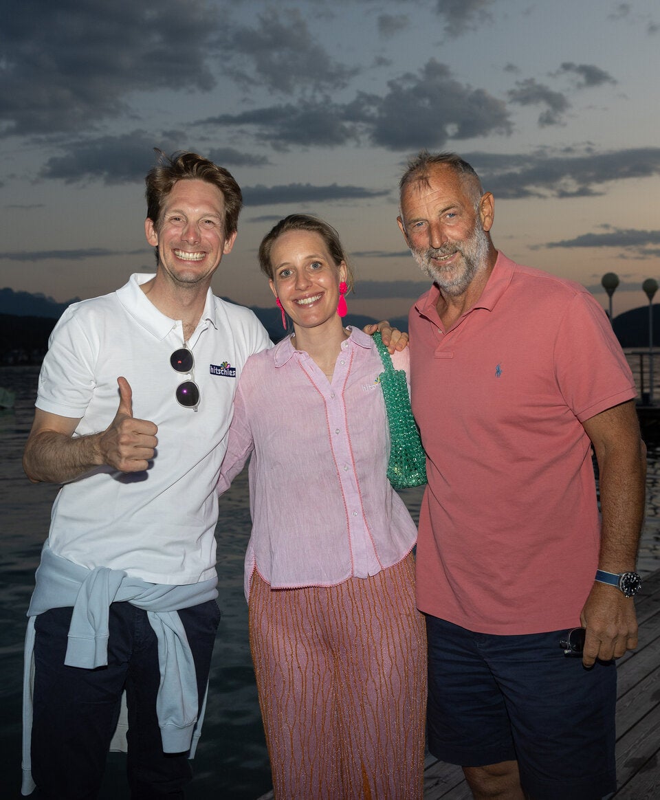 Philip und Julia Hitschler mit Thomas Muster.